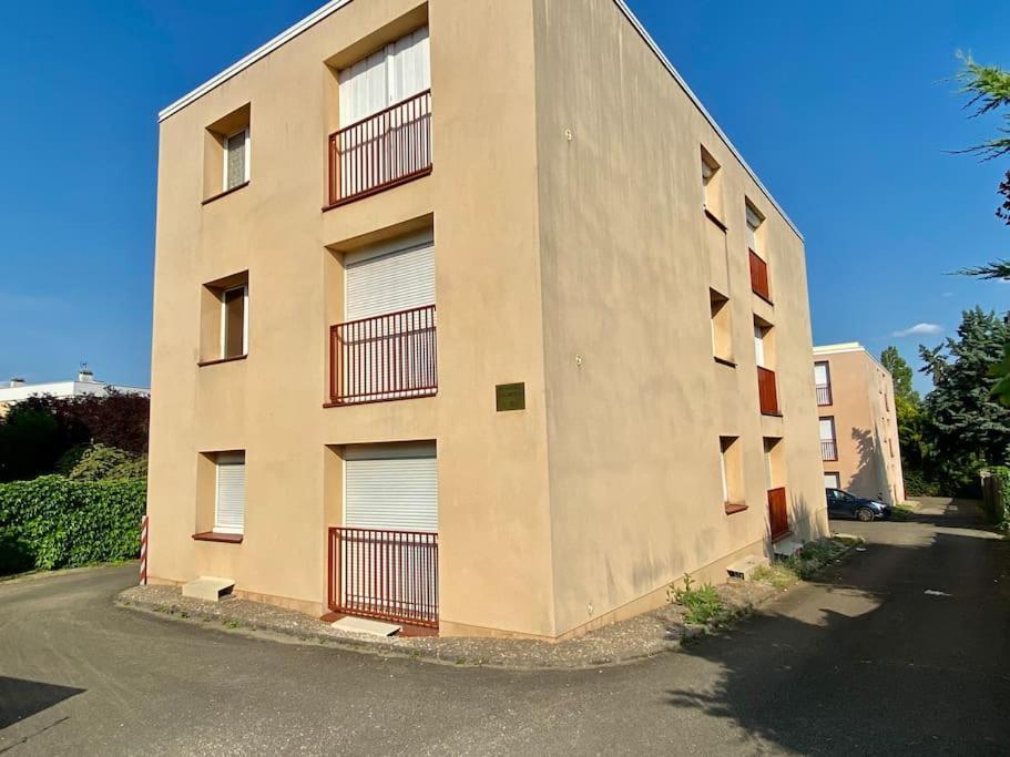 T2 Cosy Proche Hopital + Parking Gratuit Sur Place Auxerre Exterior foto