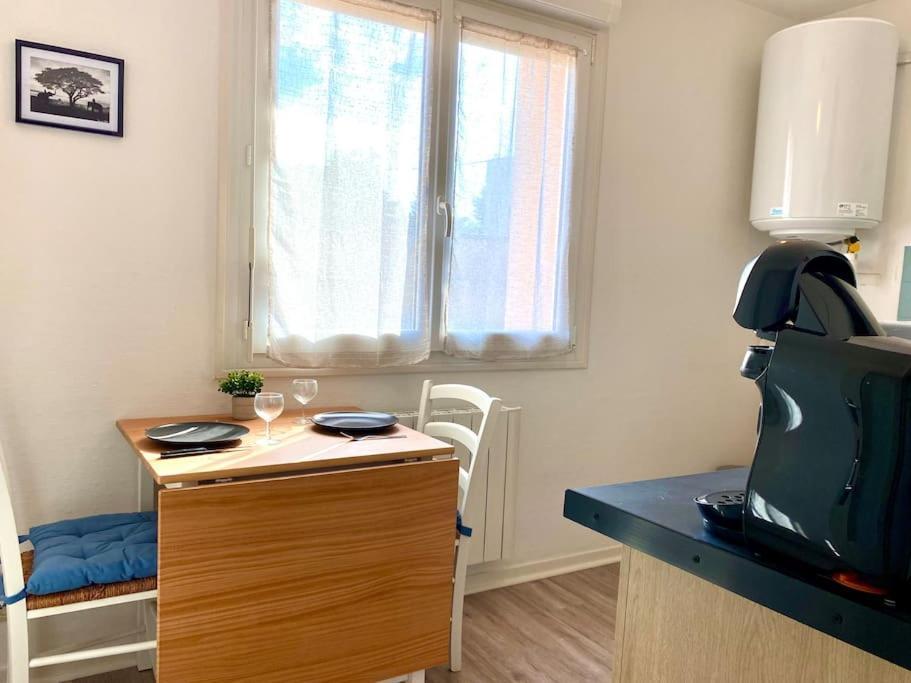 T2 Cosy Proche Hopital + Parking Gratuit Sur Place Auxerre Exterior foto